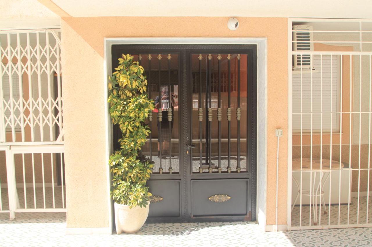 Apartamento Urbano Arregui Apartman Torrevieja Kültér fotó