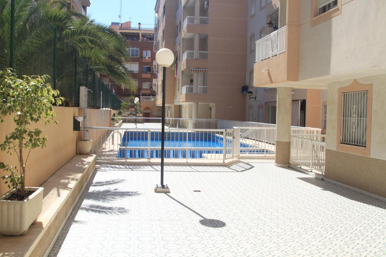Apartamento Urbano Arregui Apartman Torrevieja Kültér fotó